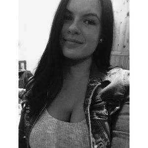 Meet your Posher, Sara